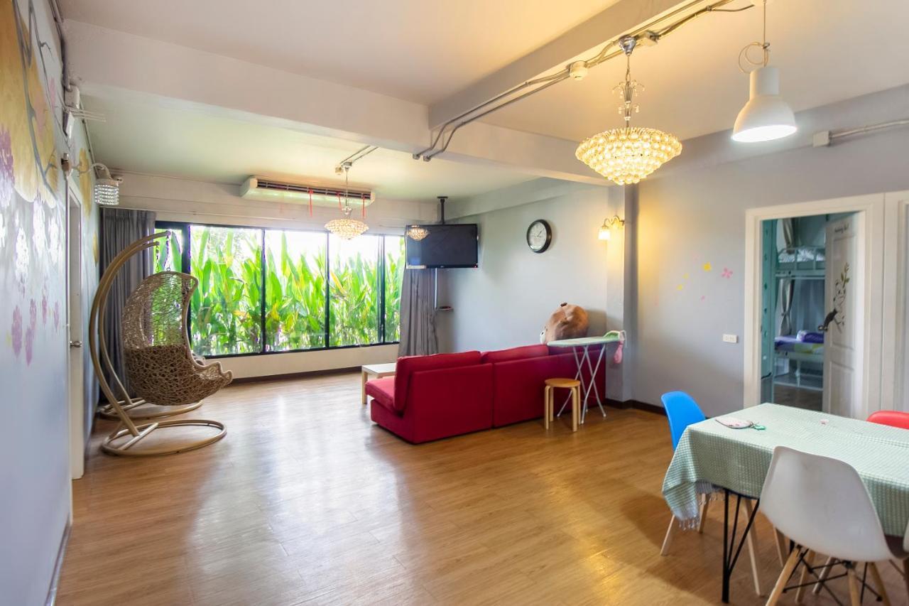 Hostel@Seatzstation Bangkok Ngoại thất bức ảnh