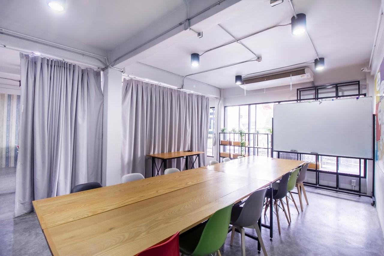 Hostel@Seatzstation Bangkok Ngoại thất bức ảnh