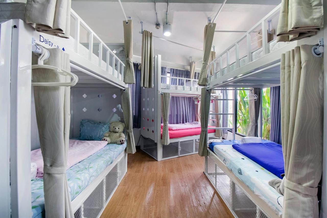 Hostel@Seatzstation Bangkok Ngoại thất bức ảnh